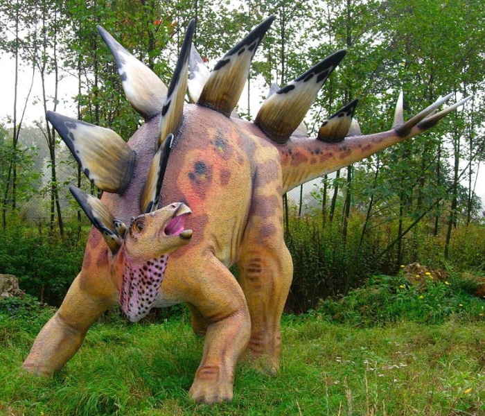 replica of stegosaurus wielding thagomizer
